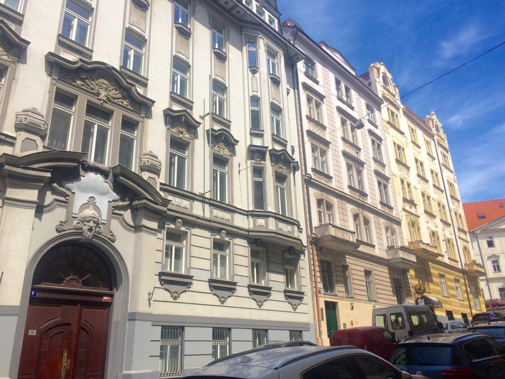 Historic Centre-Spacious Apartment Прага Екстериор снимка
