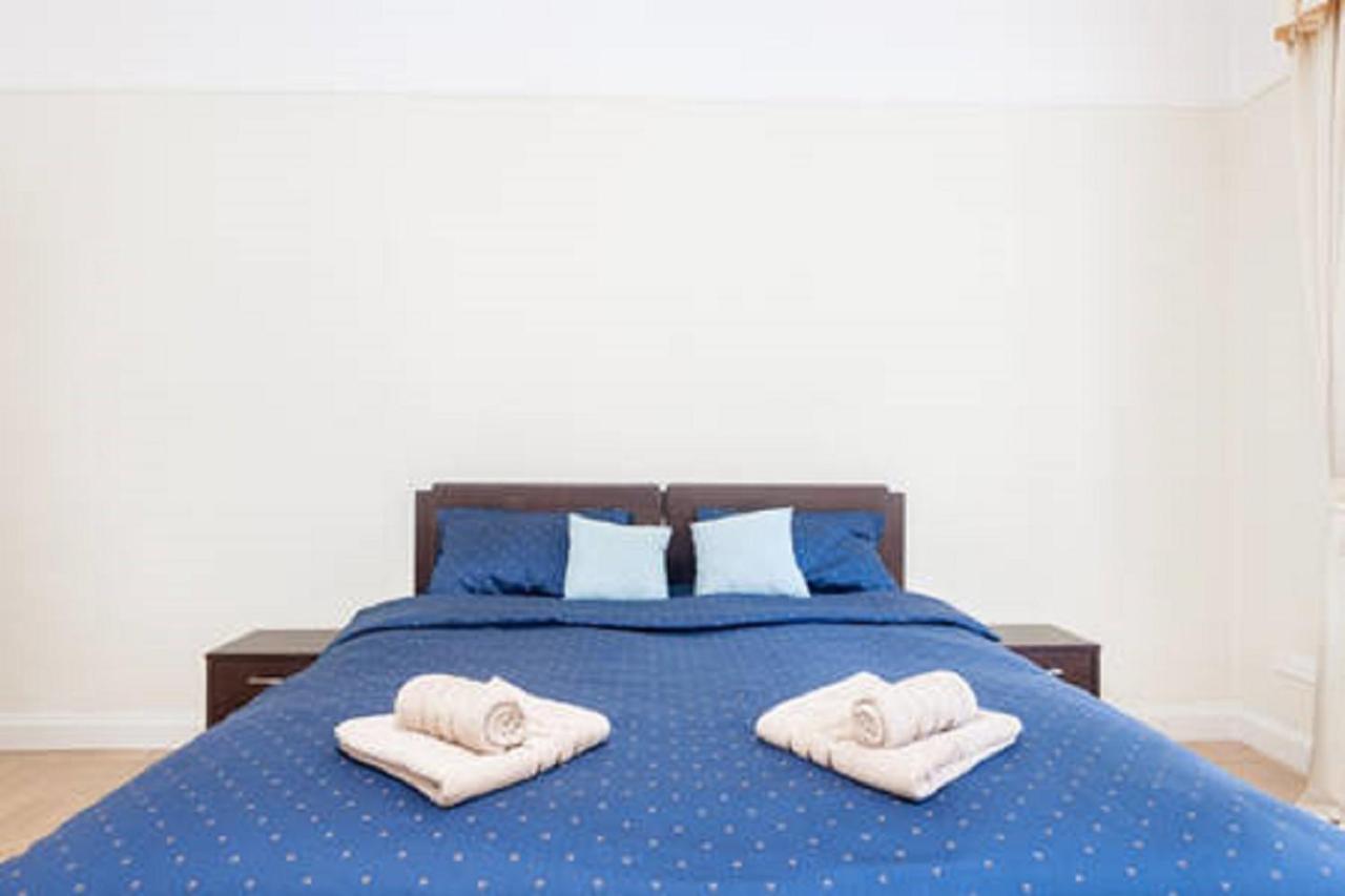 Historic Centre-Spacious Apartment Прага Екстериор снимка